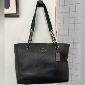 Coach Cammie Chain Black Pebbled Leather Tote